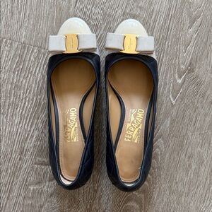 Salvatore Ferragamo Women's Navy and Cream Flats